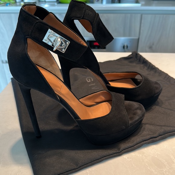 Givenchy Black Swede Heels, sz 39 - Picture 2 of 6